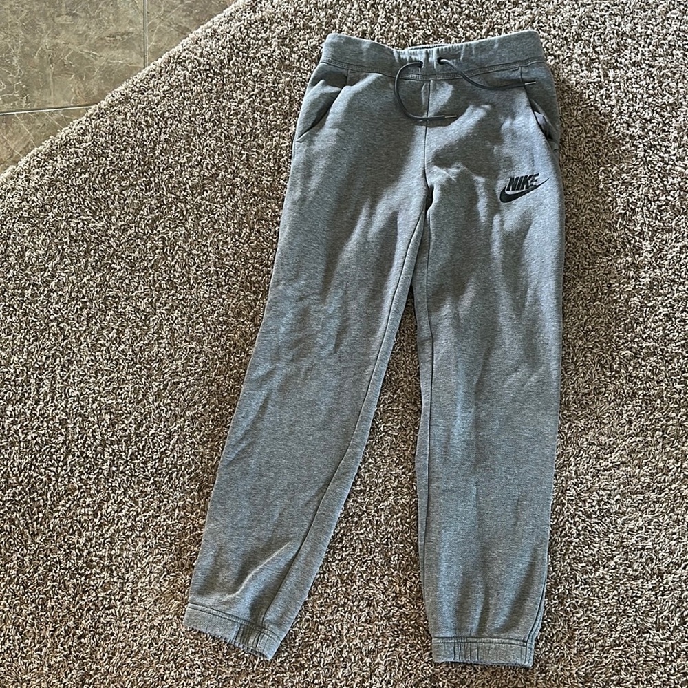 Nike joggers
